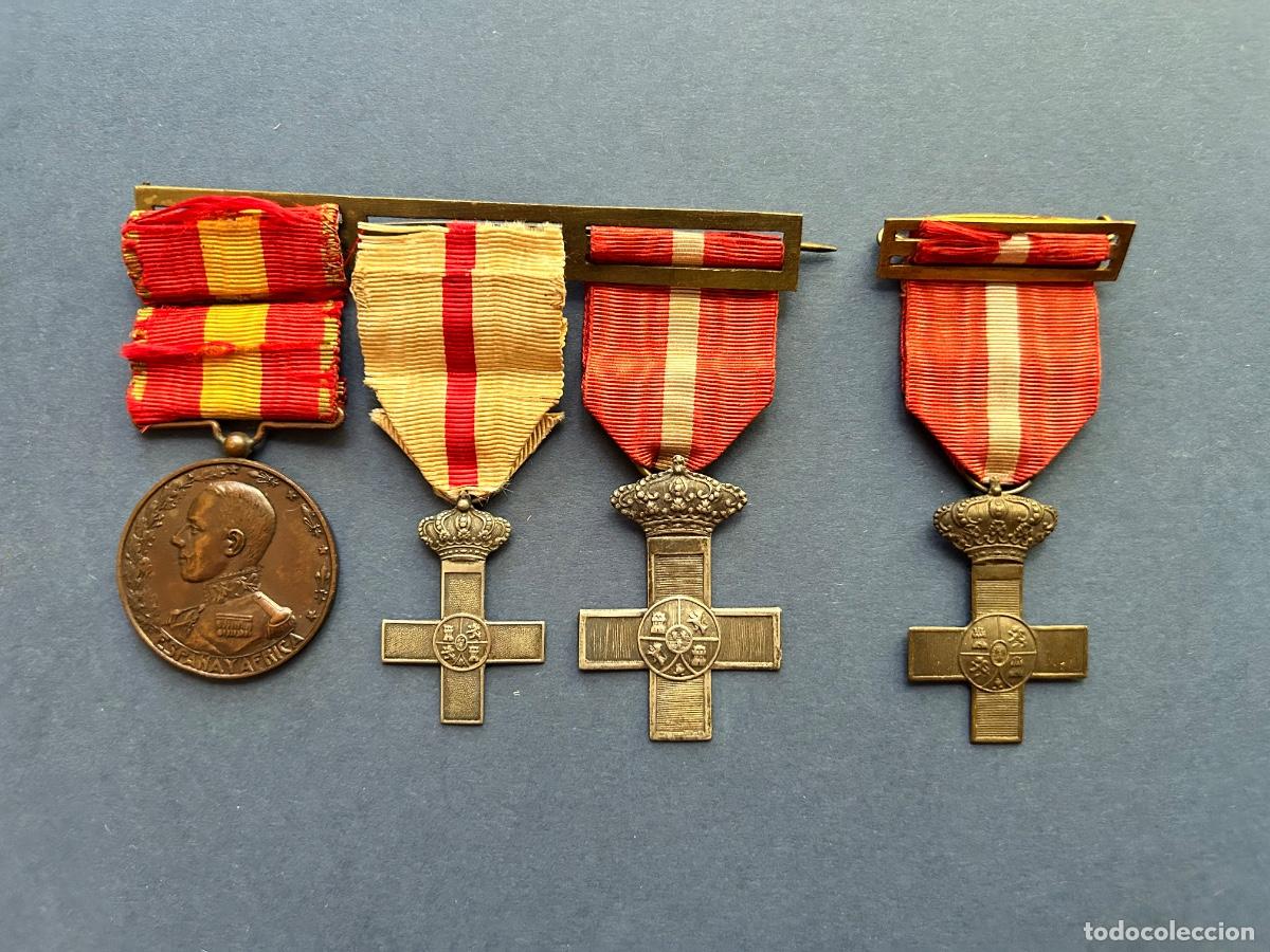 Militaria: Antiguo pasador con medalla Guerra de &Aacute;frica &ndash; Cruz M&eacute;rito Militar &ndash; Alfonso XII