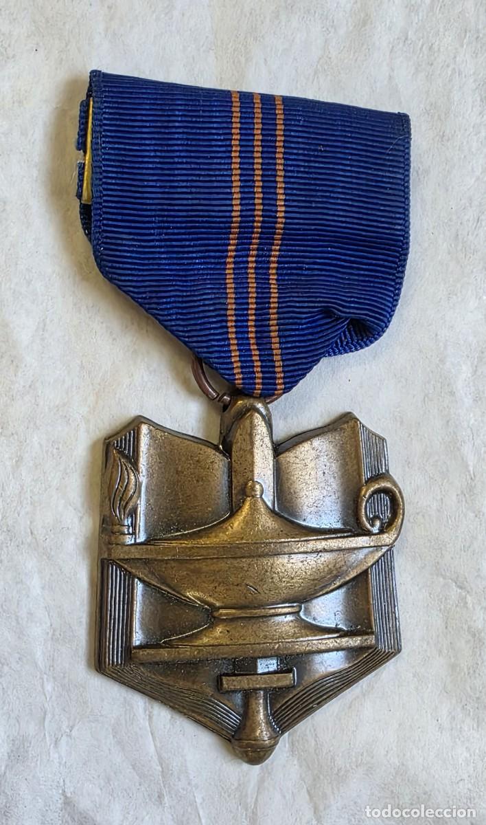Militaria: Medalla de cadete superior