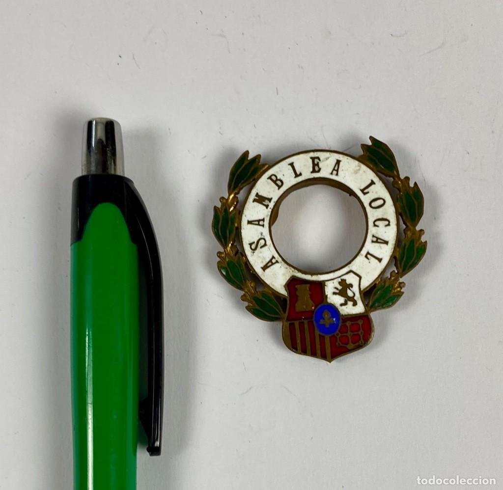 Militaria: Componente de condecoraci&oacute;n ASAMBLEA LOCAL Castells 5