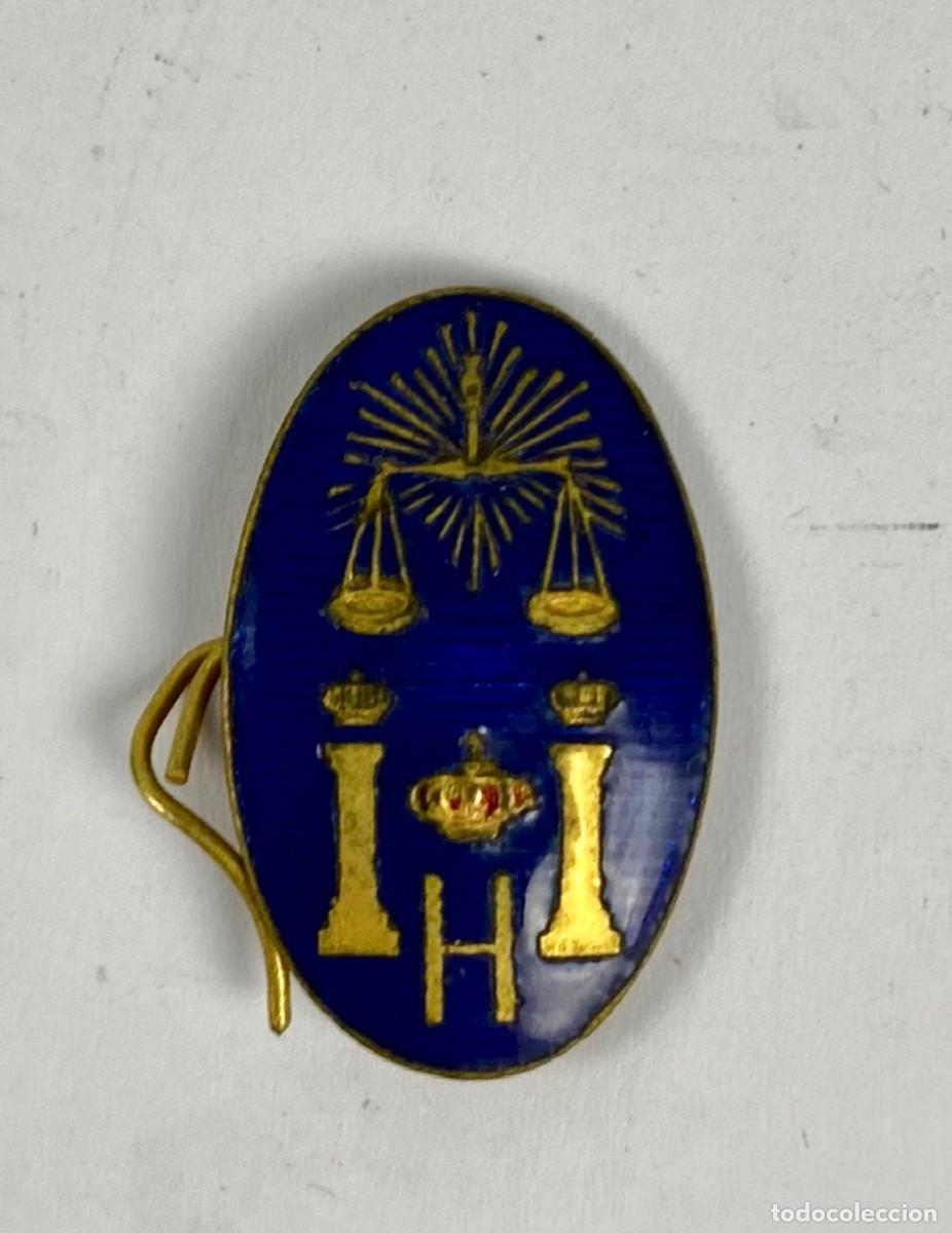 Militaria: Componente de condecoraci&oacute;n CENTRO SOBREDORADO y esmaltado Castells 21