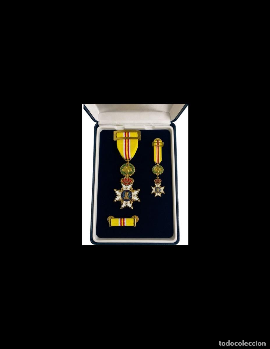 Militaria: Conjunto Completo Medalla del Centenario de la Proclamaci&oacute;n de Nuestra Se&ntilde;ora del Perpetuo Socorro