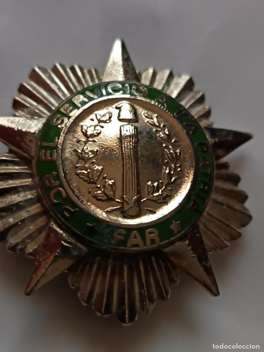 Militaria: estrella de la revoluci&oacute;n Cuba