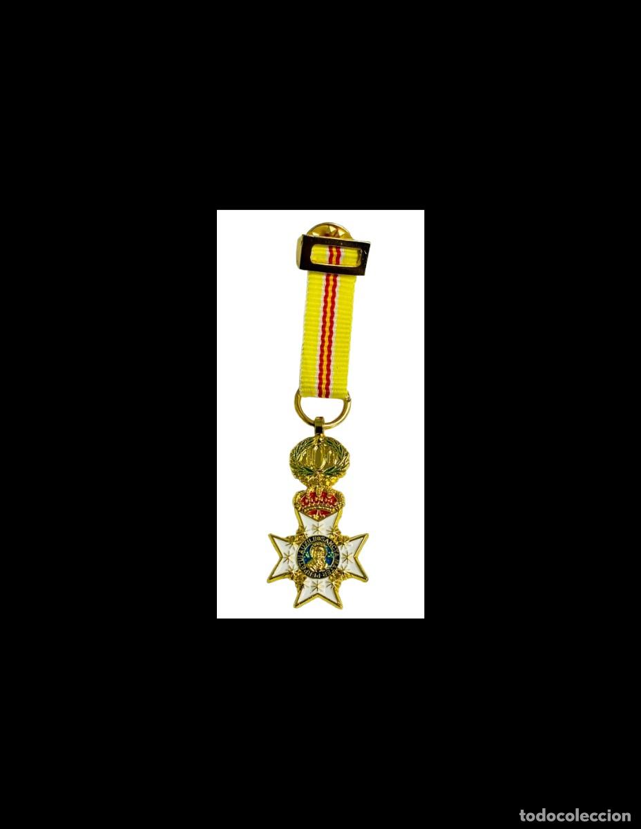Militaria: Medalla Miniatura del Centenario de la Proclamaci&oacute;n de Nuestra Se&ntilde;ora del Perpetuo Socorro