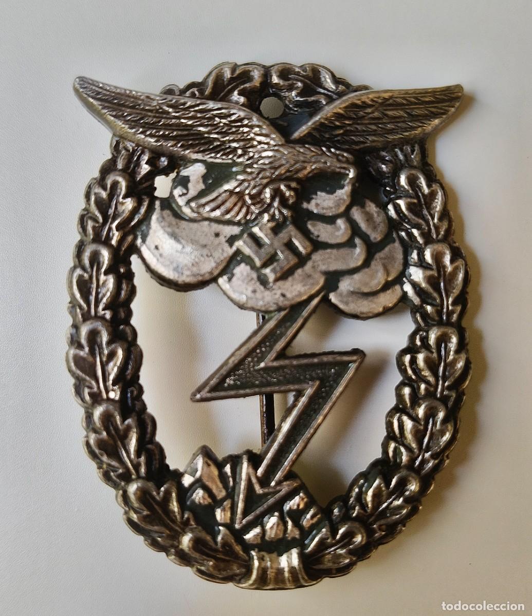 Militaria: Placa de asalto terrestre de la Luftwaffe, Segunda Guerra Mundial