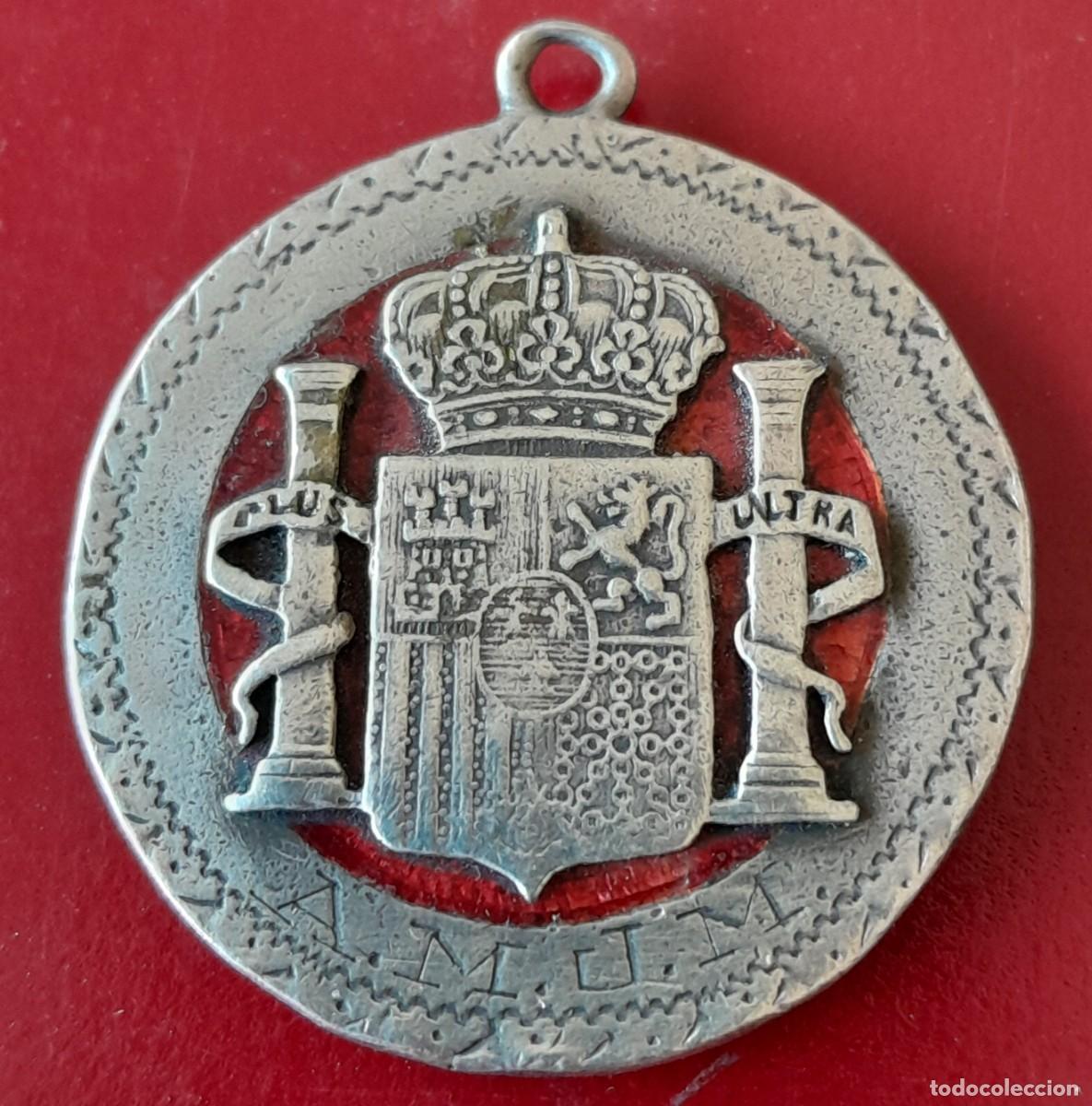 Militaria: Medalla plata cincelada y esmalte artiller&iacute;a de Toledo muy antigua