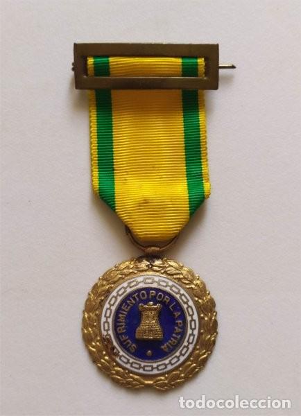 Militaria: Medalla condecoraci&oacute;n Sufrimiento por la Patria