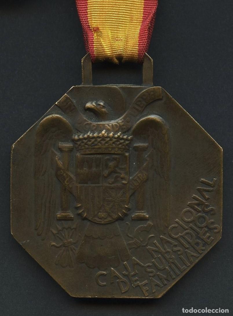 Militaria: POSGUERRA, MEDALLA, CAJA NACIONAL DE SUBSIDIOS FAMILIARES, L&Eacute;RIDA, 1947