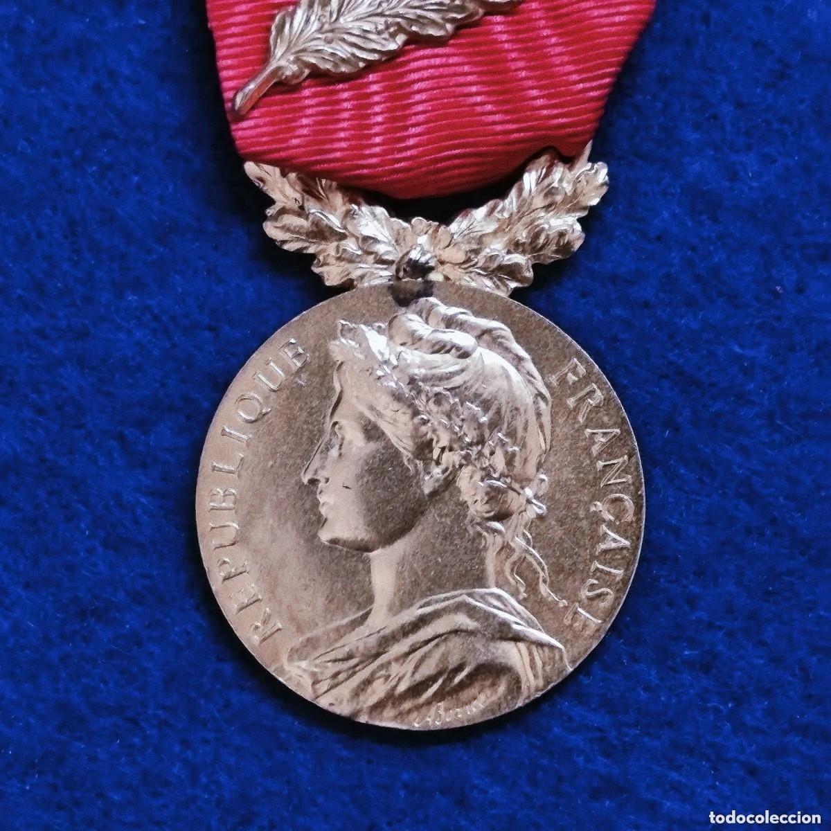 Militaria: MEDALLA DEL MINISTERIO DE TRABAJO Y S. SOCIAL 35 A&Ntilde;OS. BAUN A&Ntilde;O 1963. REP. FRANCESA