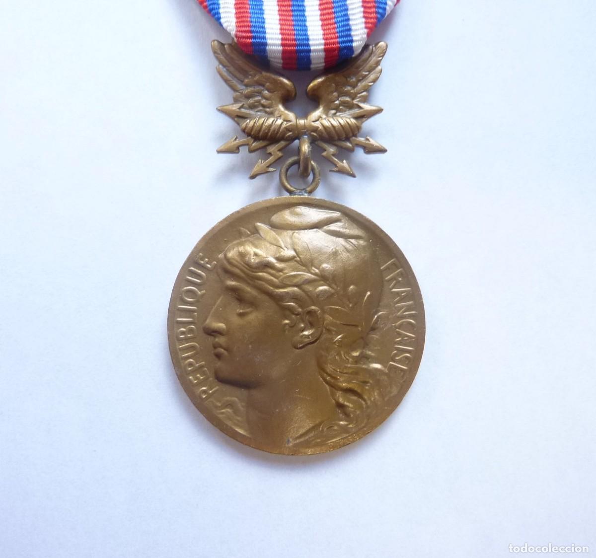 Militaria: Francia: Medalla francesa del m&eacute;rito de Correos y Telecomunicaciones