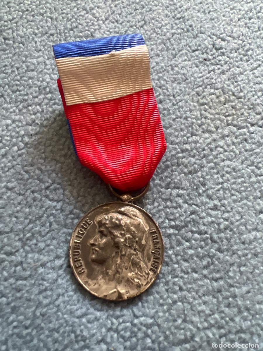 Militaria: Medalla Francesca anos 60