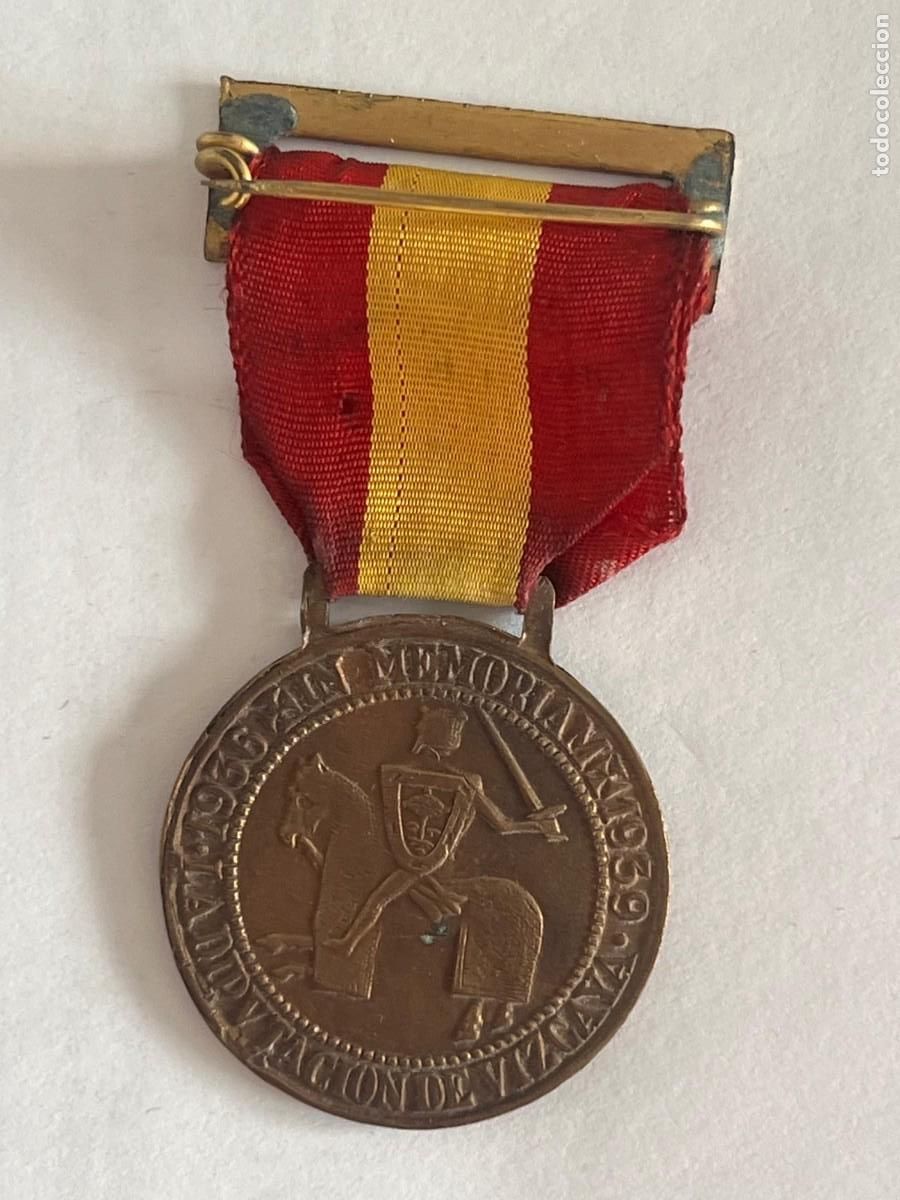 Militaria: MEDALLA Guerra civil , voluntarios de vizcaya