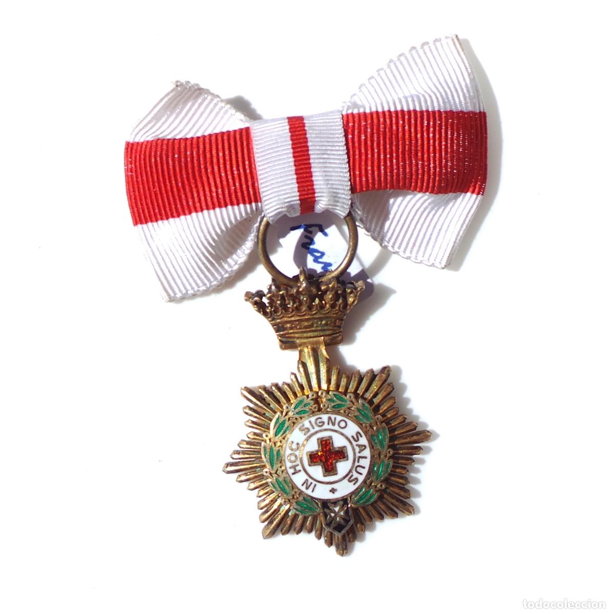 Militaria: MEDALLA PARA DAMA, CRUZ ROJA ESPA&Ntilde;OLA, IN HOC SIGNO SALUS.
