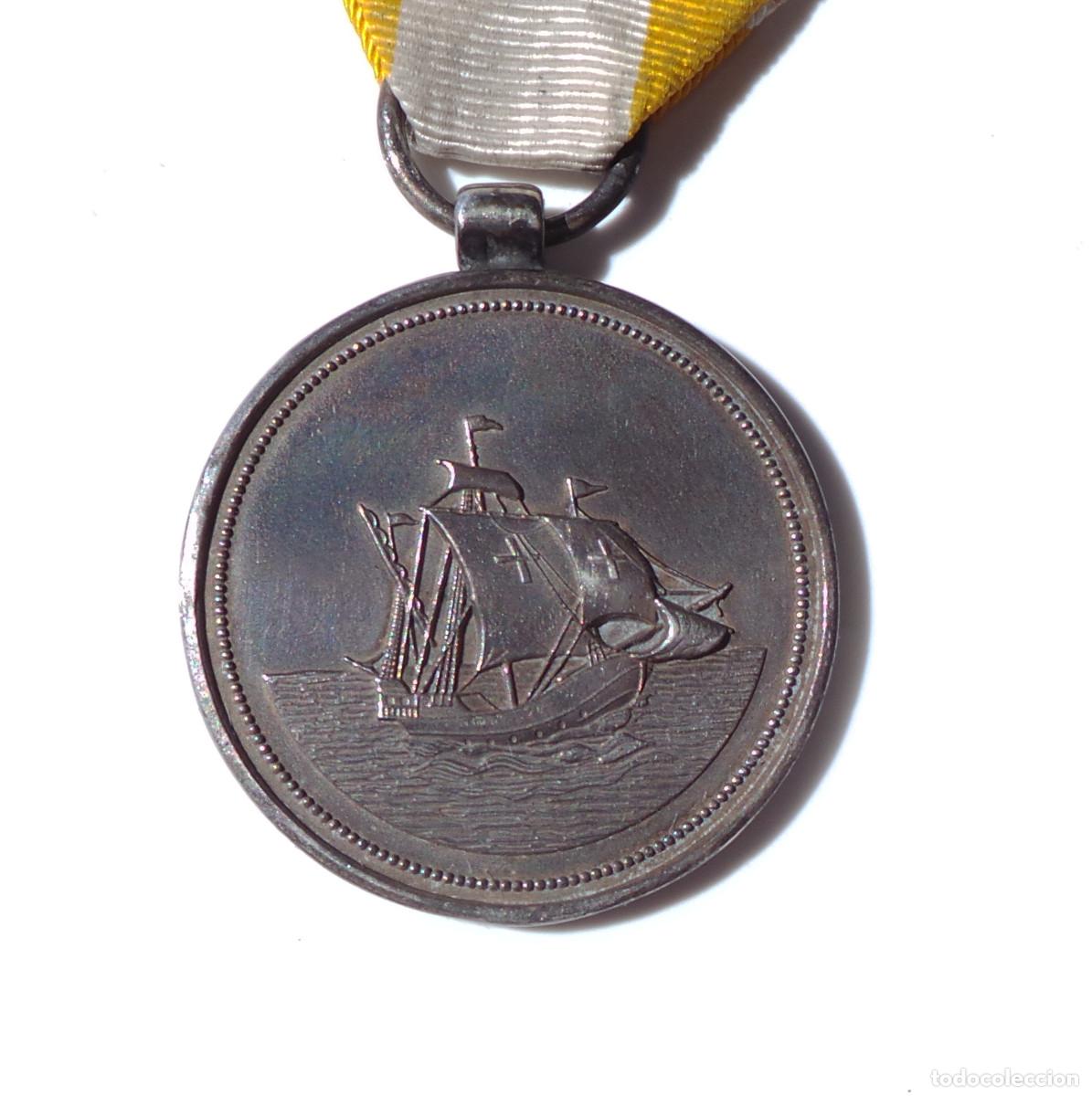 Militaria: MEDALLA DE PLATA DE LA ORDEN DE ISABEL LA CAT&Oacute;LICA REP&Uacute;BLICA.