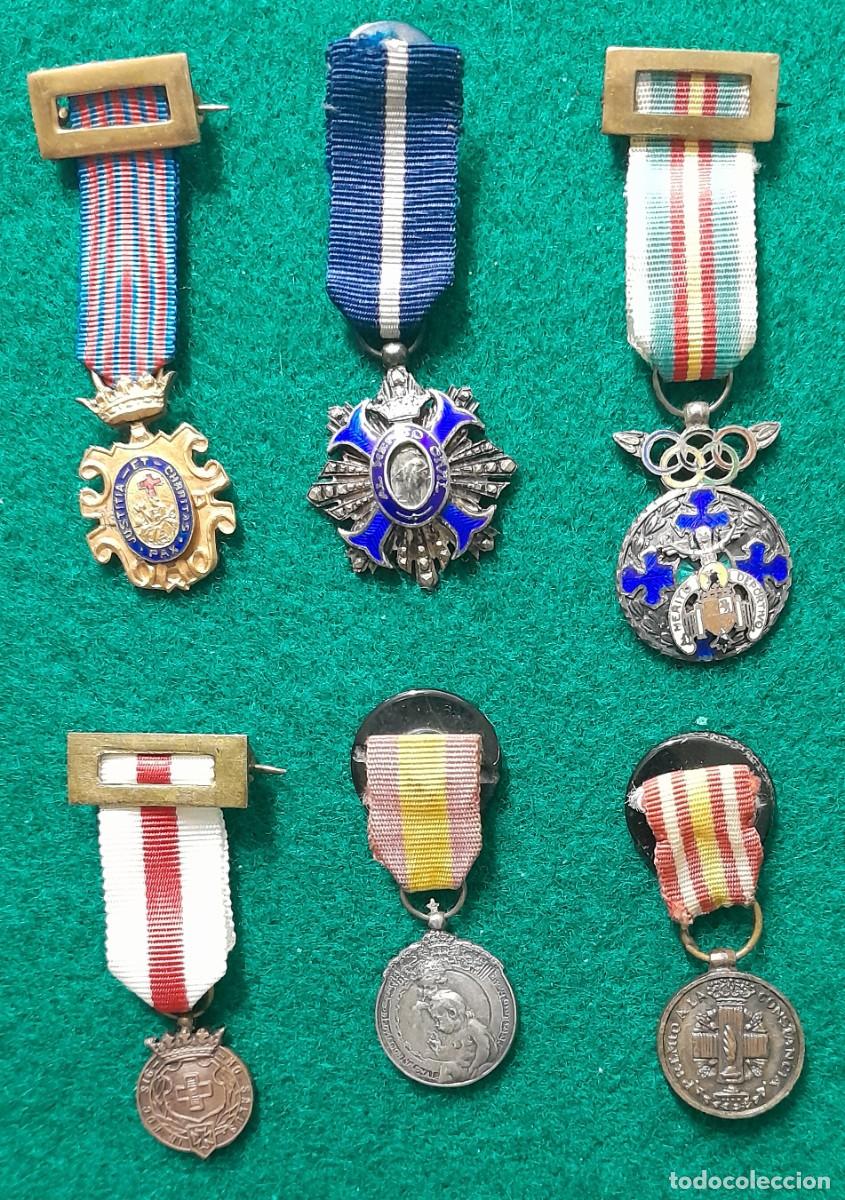 Militaria: Lote de seis miniaturas, &eacute;poca del general Franco.
