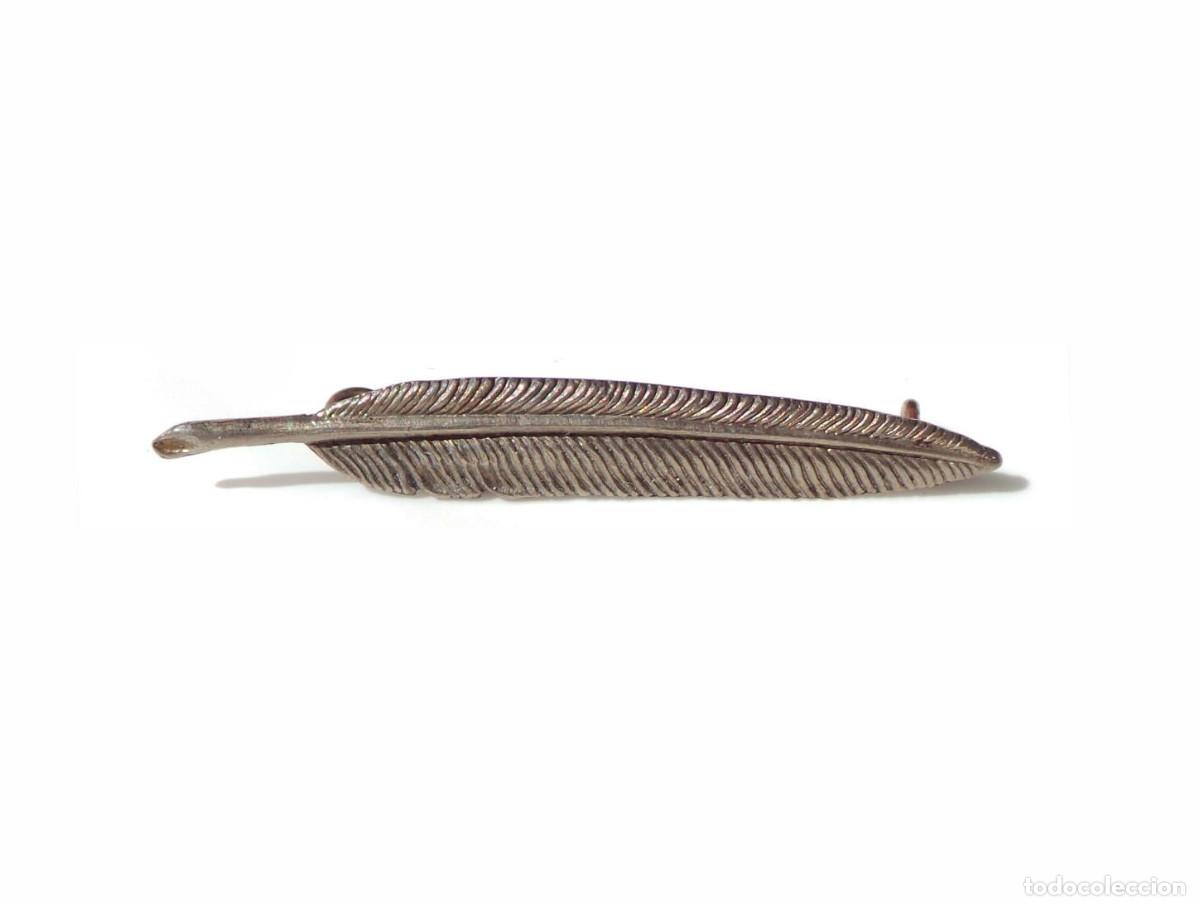Militaria: HOJA DE PALMA EN LA FALANGE, CONDECORACI&Oacute;N MILITAR Y CIVIL OTORGADA POR ACTOS DE VALOR 4,7 CM LARGO.