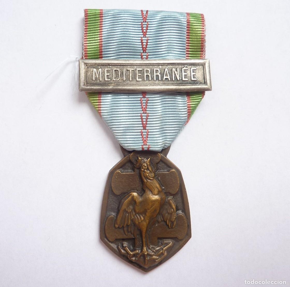 Militaria: Francia: Medalla combatiente franc&eacute;s Segunda Guerra Mundial 1939 1945. Pasador: Mediterr&aacute;neo