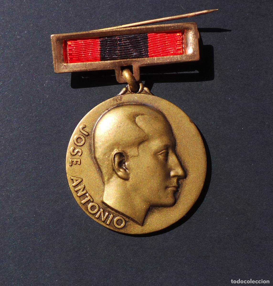 Militaria: XXV ANIVERSARIO DE LA SECCI&Oacute;N FEMENINA DE FET Y DE LAS JONS (1934-1959).
