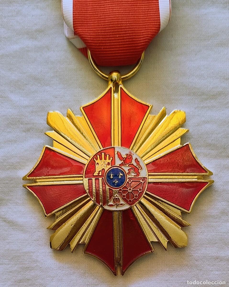 Militaria: MEDALLA INSIGNIA ORDEN VICTIMAS DEL TERRORISMO