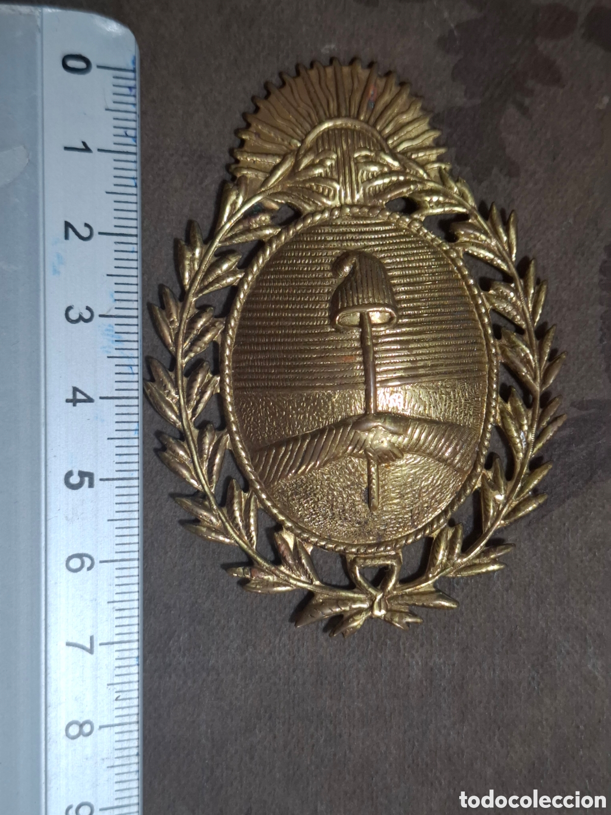 Militaria: ANTIGUO EMBLEMA EJERCITO ARGENTINO. ORIGINAL. ARGENTINA.METAL.
