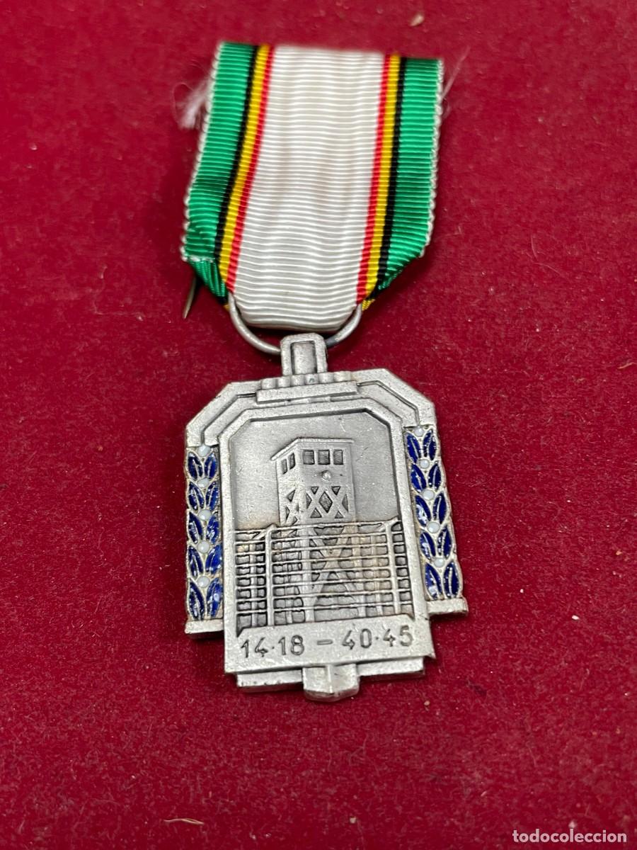 Militaria: Medalla F.N.A.P.G. Schaerbeek 1945-1955 prisioneros de guerra B&eacute;lgica WWII