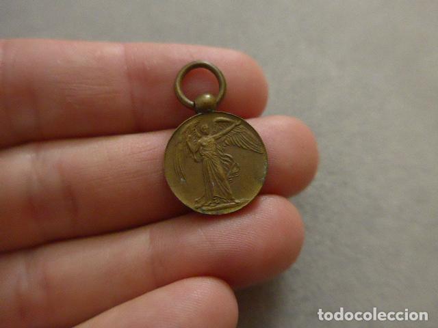 Militaria: Antigua medalla inglesa en miniatura de la interaliada de la I Guerra mundial. Gran Breta&ntilde;a