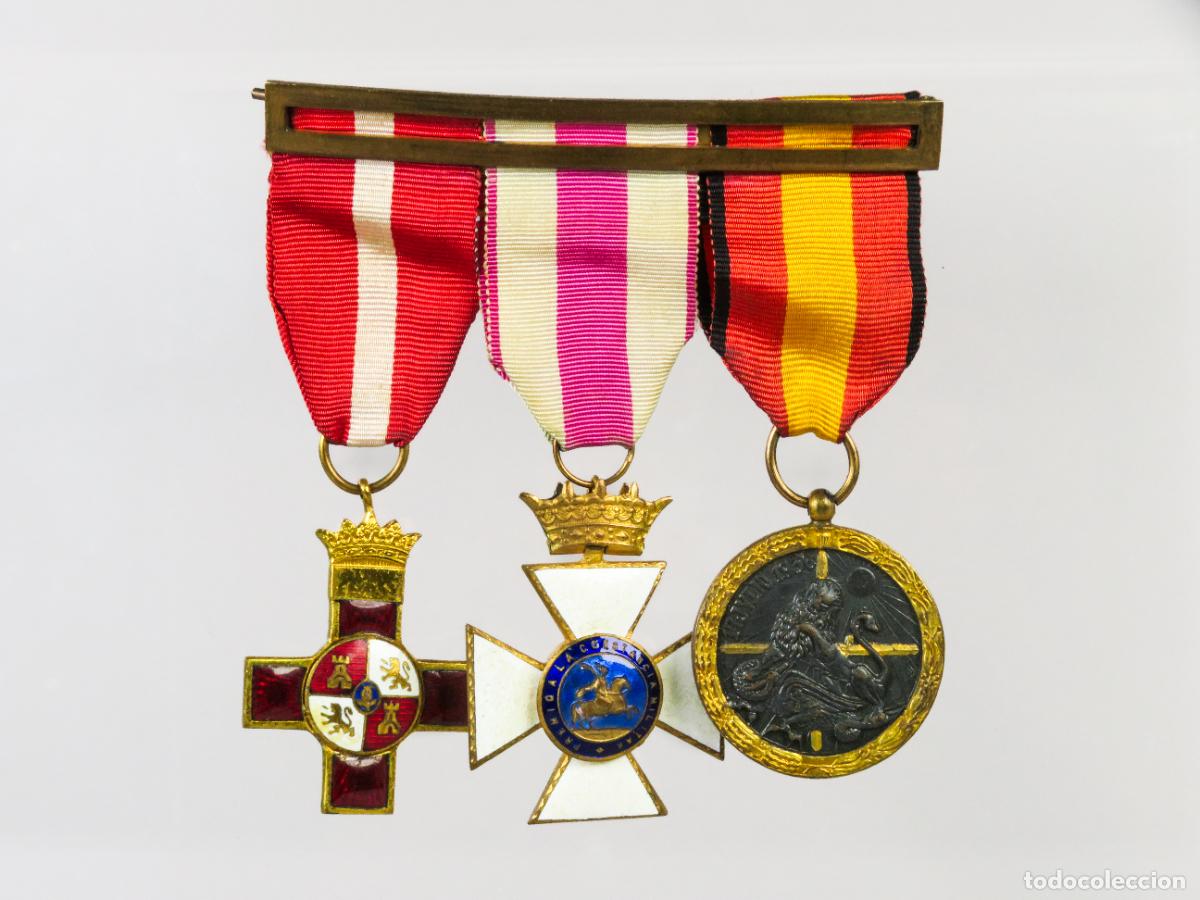 Militaria: Pasador 3 medallas M&eacute;rito cruz distintivo rojo Cruz San Hermenegildo Constancia Campa&ntilde;a Guerra Civil