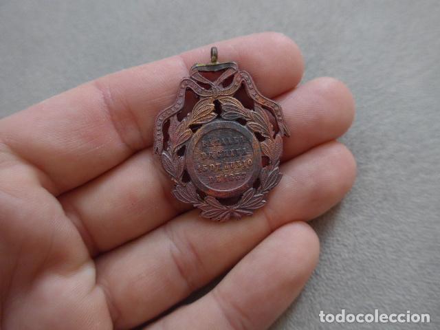 Militaria: Antigua medalla de la Batalla de Chiva de 1837 de la Guerra Carlista, original de castells.