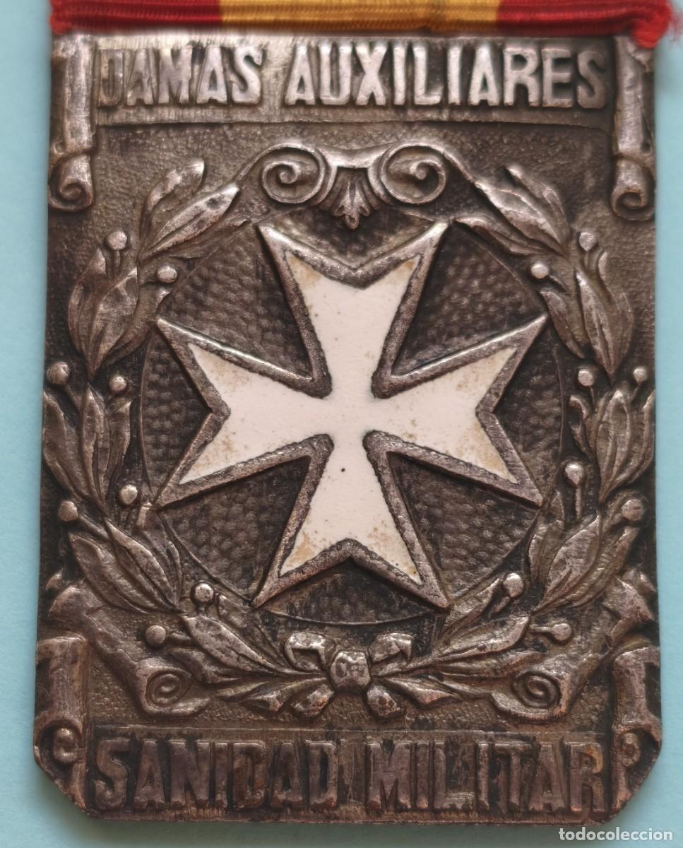 Militaria: Medalla Sanidad Militar. Damas Auxiliares. &Eacute;poca Franco