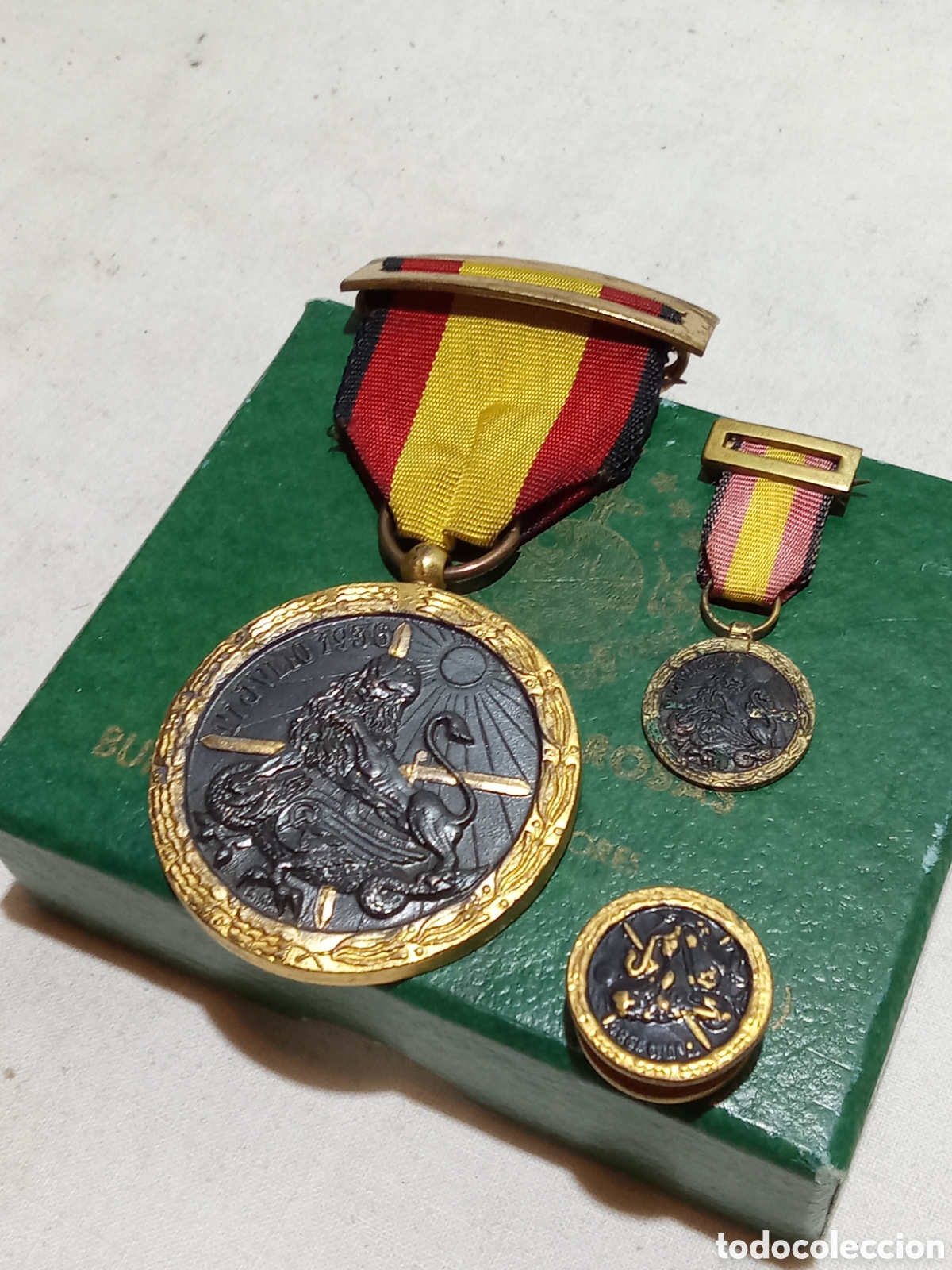 Military Antiques: MEDALLA 17 DE JULIO 1936 CON MINIATURA Y OJAL