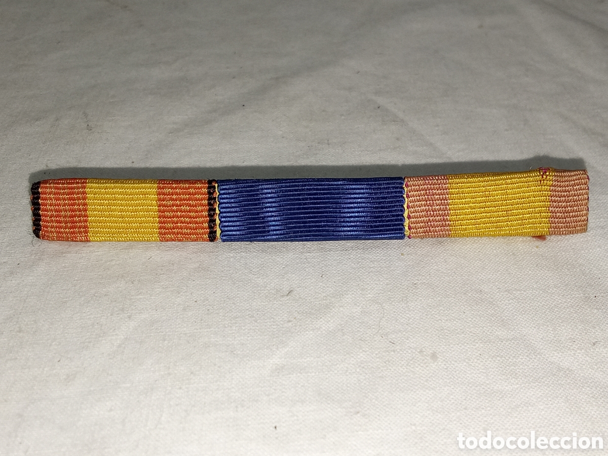Militaria: ANTIGUO PASADOR DE MEDALLAS ESPA&Ntilde;OL