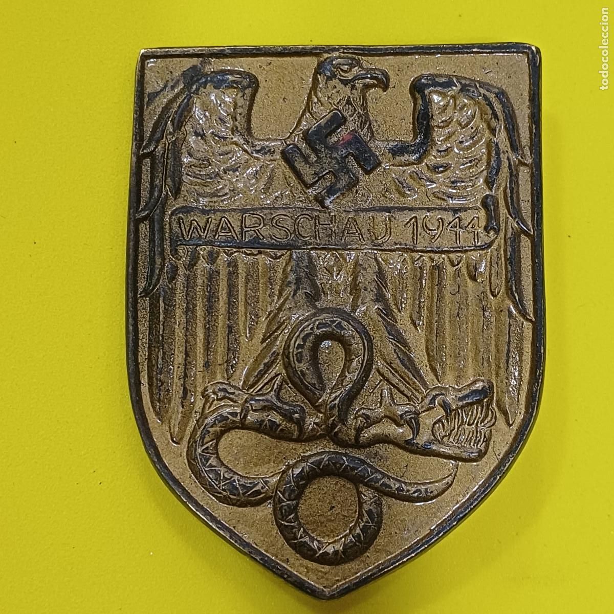 Militaria: ESCUDO DE CAMPA&Ntilde;A VARSOVIA 1944/EN METAL.