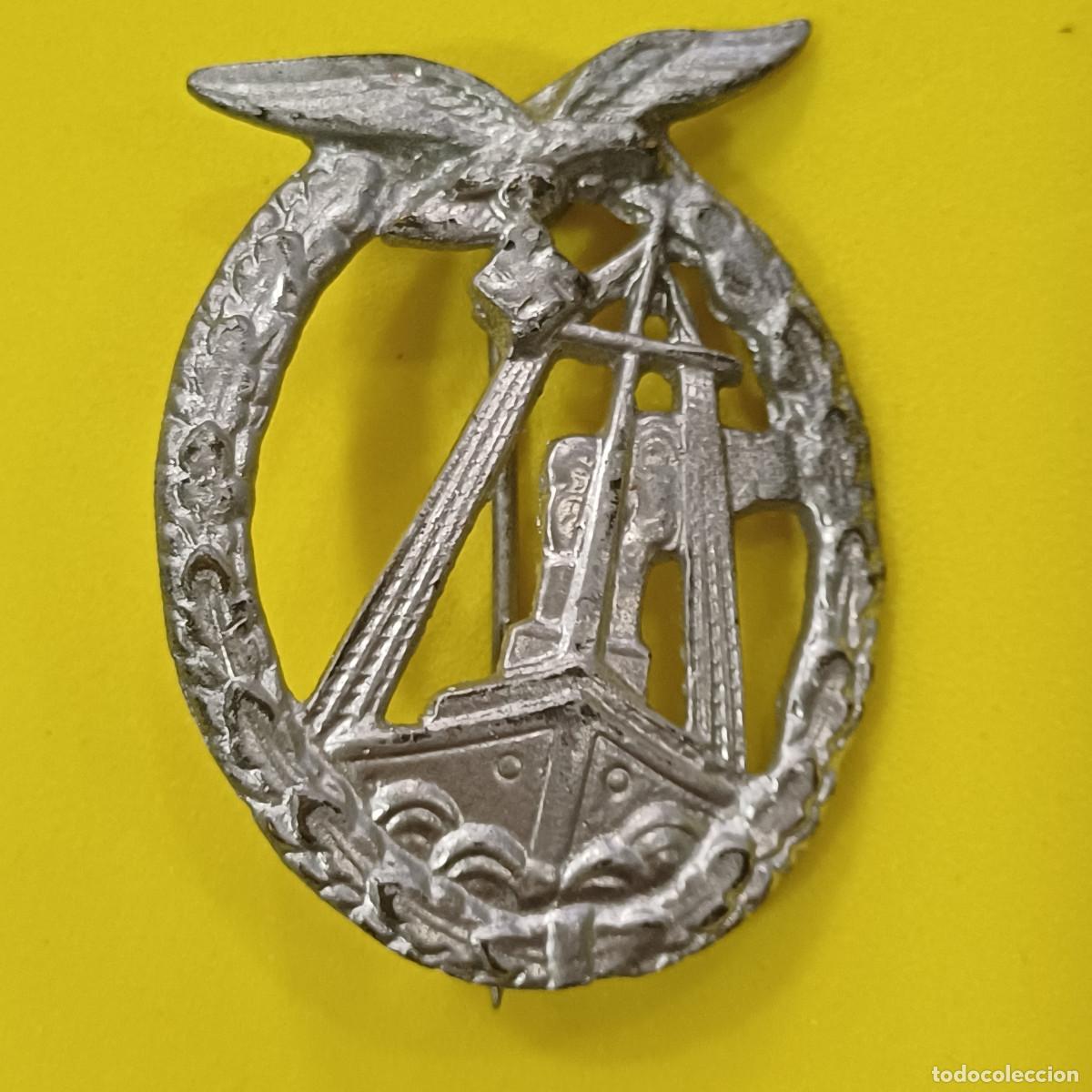 Militaria: DISTINTIVO NAVAL LUFTWAFFE SEEKAMPFABZEICHEN/EN METAL.