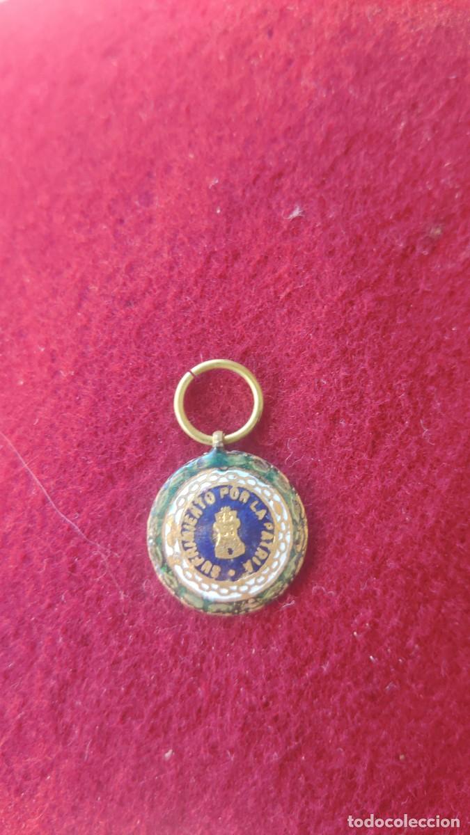 Militaria: Medalla sufrimientos por la patria miniatura