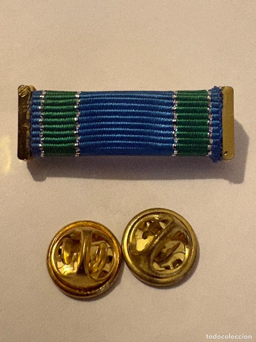 Militaria: ALFILER DE DIARIO DE LA MEDALLA DEL CENTENARIO DE LA VIRGEN DEL PILAR. GUARDIA CIVIL.
