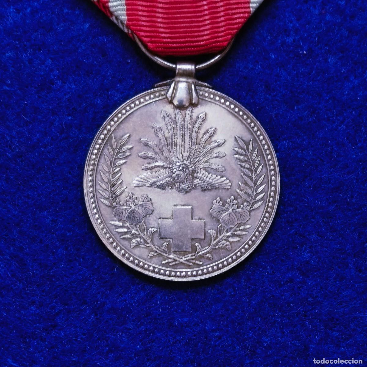 Militaria: MEDALLA MILITAR CRUZ ROJA DEL JAPON IMPERIAL. DE PLATA. A&Ntilde;OS 1941-45