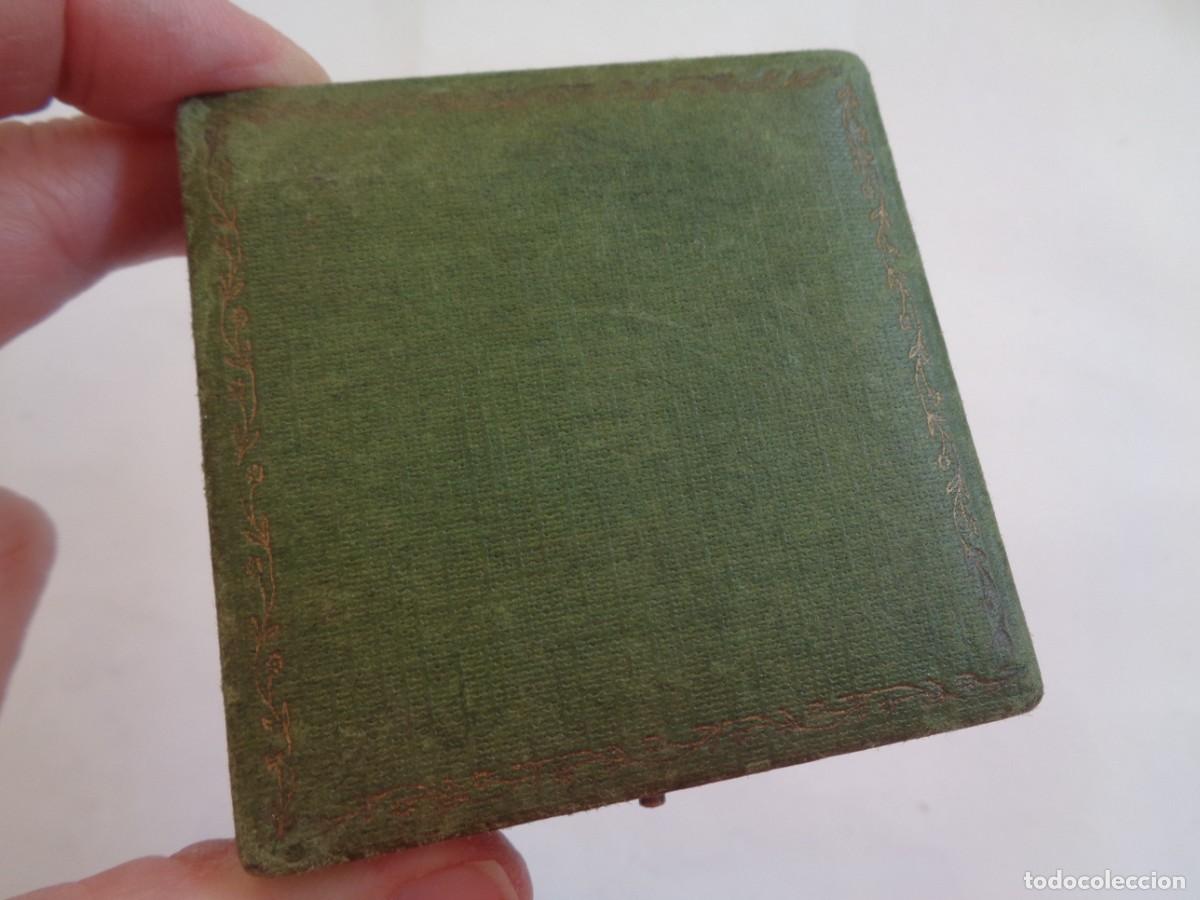 Militaria: ANTIGUA CAJA DE JOYERO PARA PLACA . DE LACABA , JOYERIA