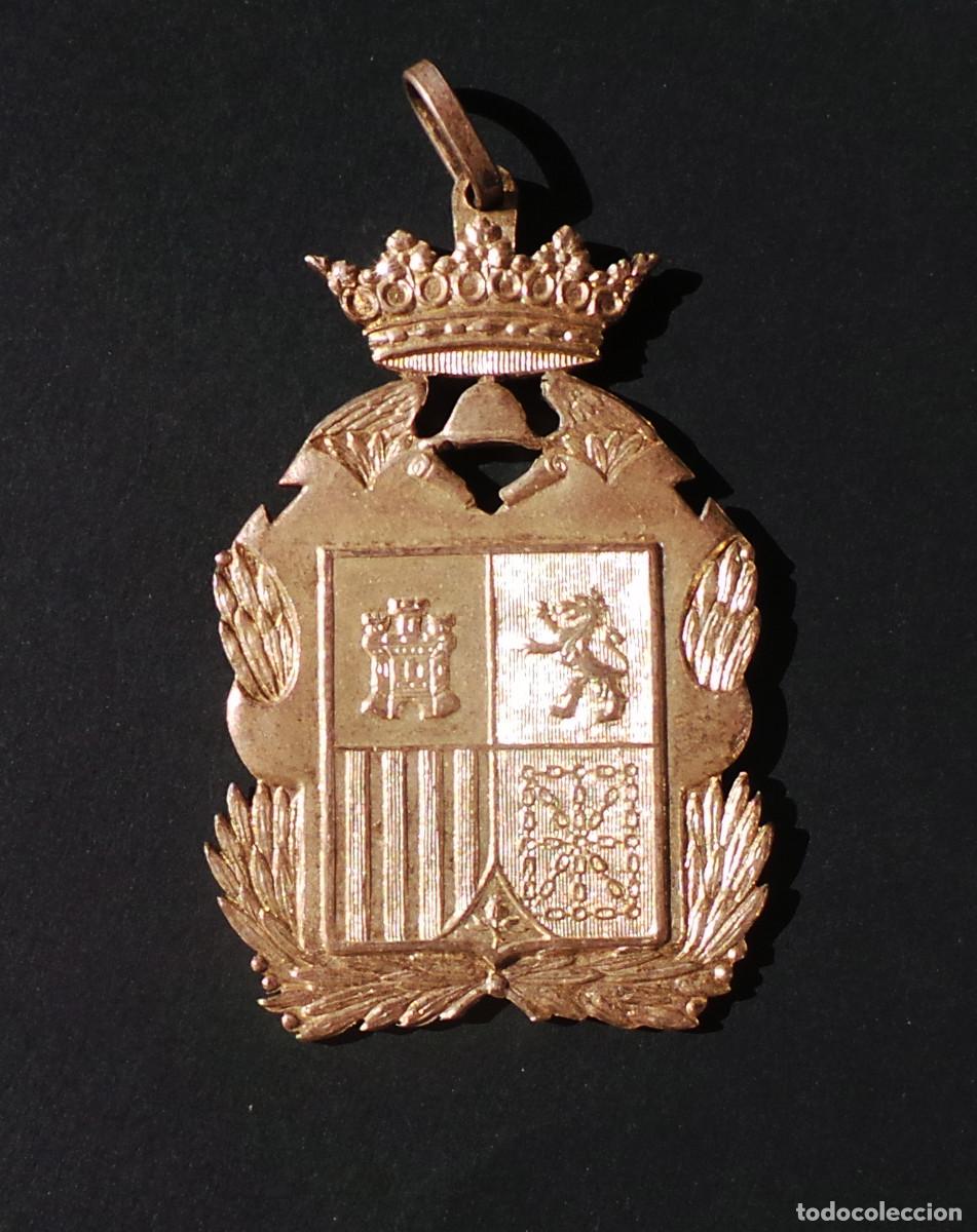 Militaria: MEDALLA DE PERITO MERCANTIL, &Eacute;POCA DE FRANCO.