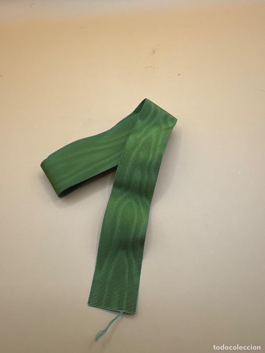 Military Antiques: Cinta verde oliva para medalla creo guerra de africa