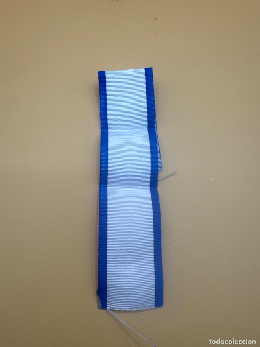 Military Antiques: Corte cinta de medalla militar