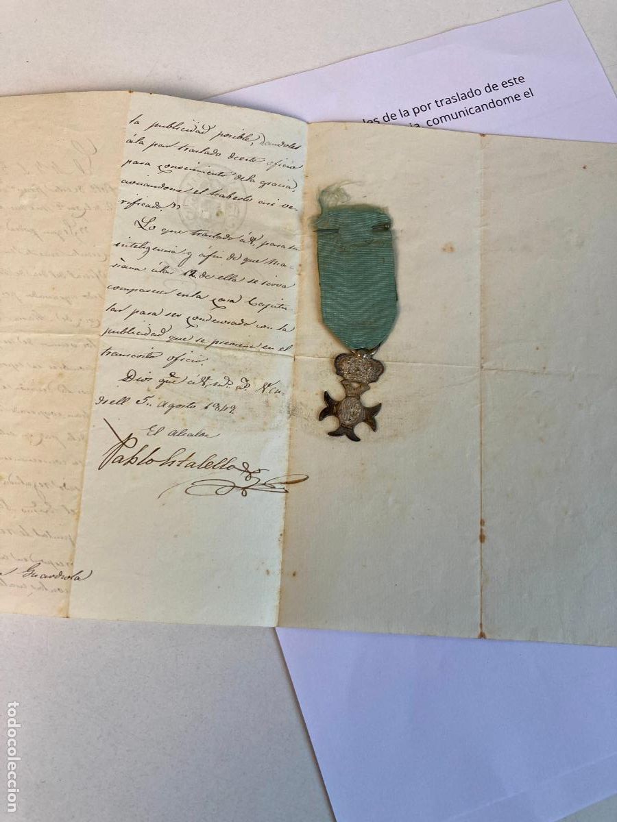 Militaria: CRUZ DISTINCI&Oacute;N PARA TROPA DE MARIA ISABEL LUISA, 1833 - CON CARTA DE OTORGACION