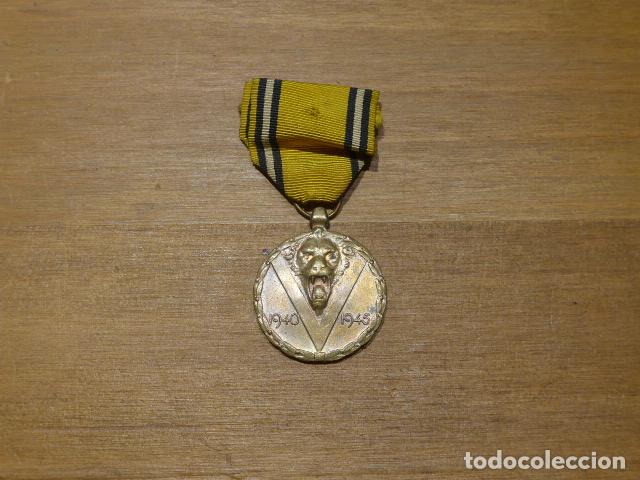 Military Antiques: Antigua medalla belga conmemorativa de la II Guerra Mundial, Belgica.