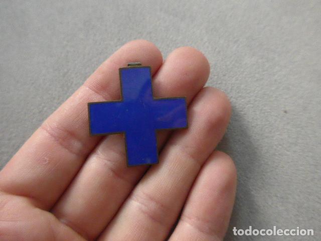 Militaria: Antigua medalla esmaltada espa&ntilde;ola a identificar, de castells, sin terminar