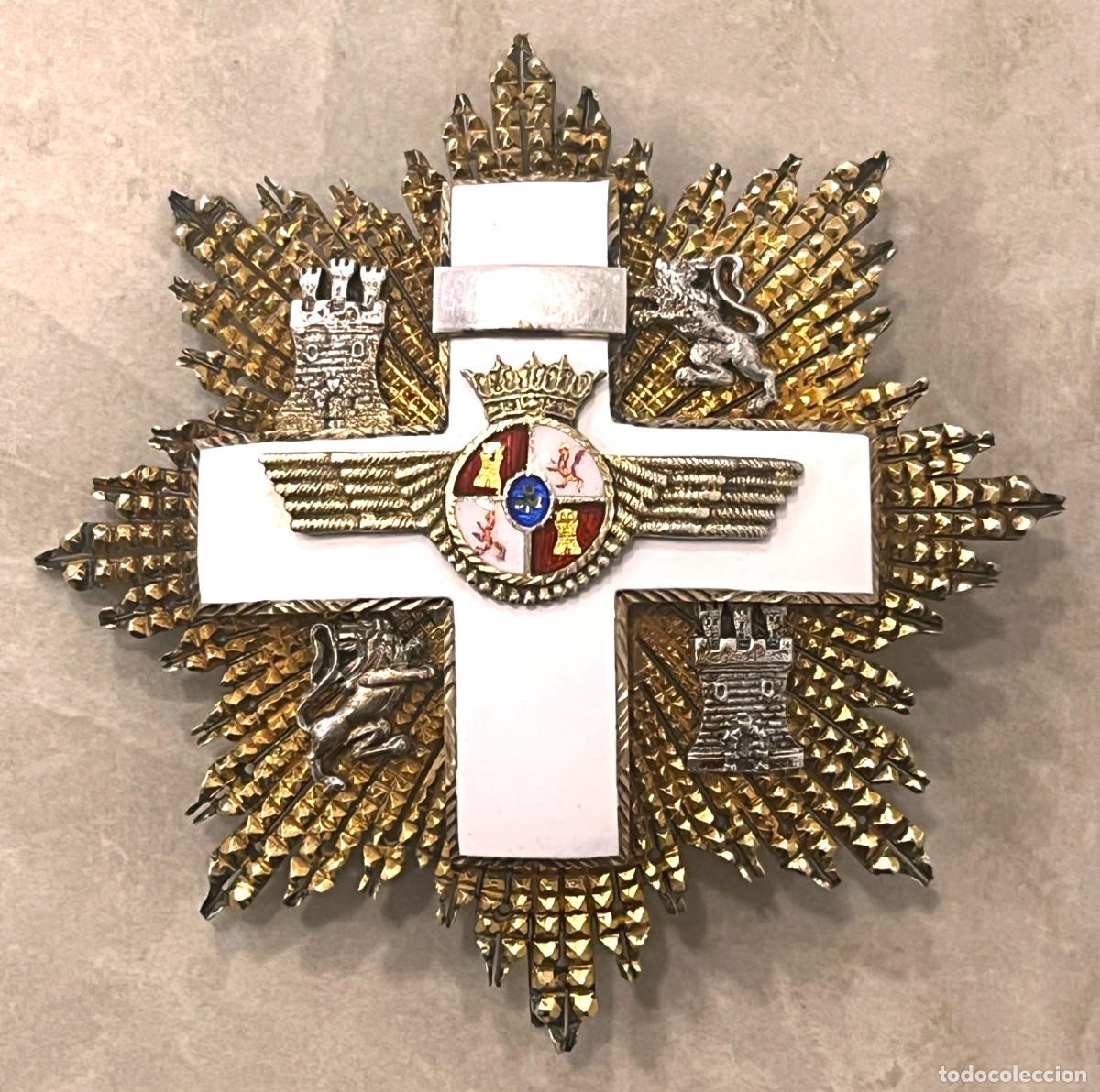 Militaria: Placa en plata, Gran Cruz de la Orden del M&eacute;rito Aeron&aacute;utico con distintivo blanco, &egrave;poca de Franco,