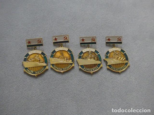 Militaria: Lote 4 antiguas medallas rusas distintas de buques de la marina de II Guerra Mundial, URSS comunista