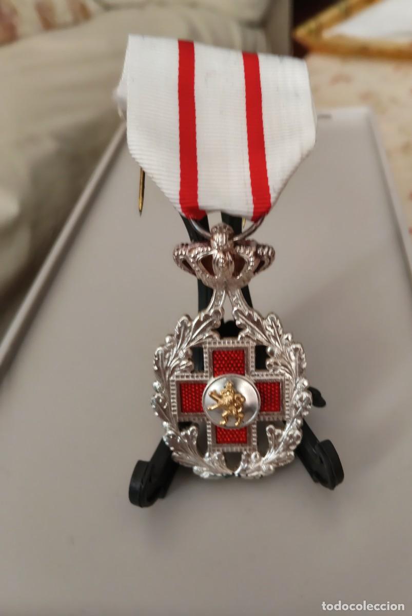 Militaria: Medalla cruz roja de B&eacute;lgica