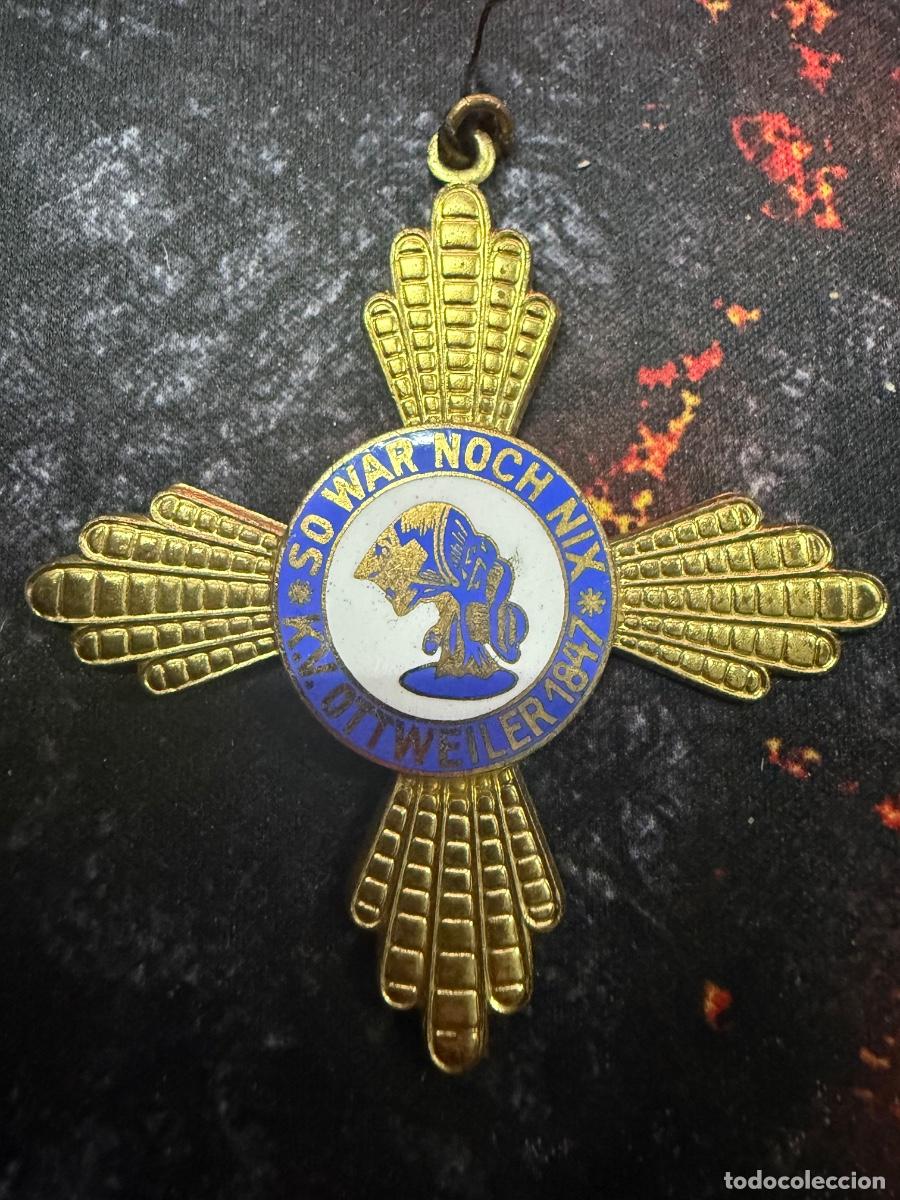 Militaria: Medalla alemana de carnaval K.V. Ottweiler 1847 &laquo;So war noch nix&raquo; &ndash; Metal dorado