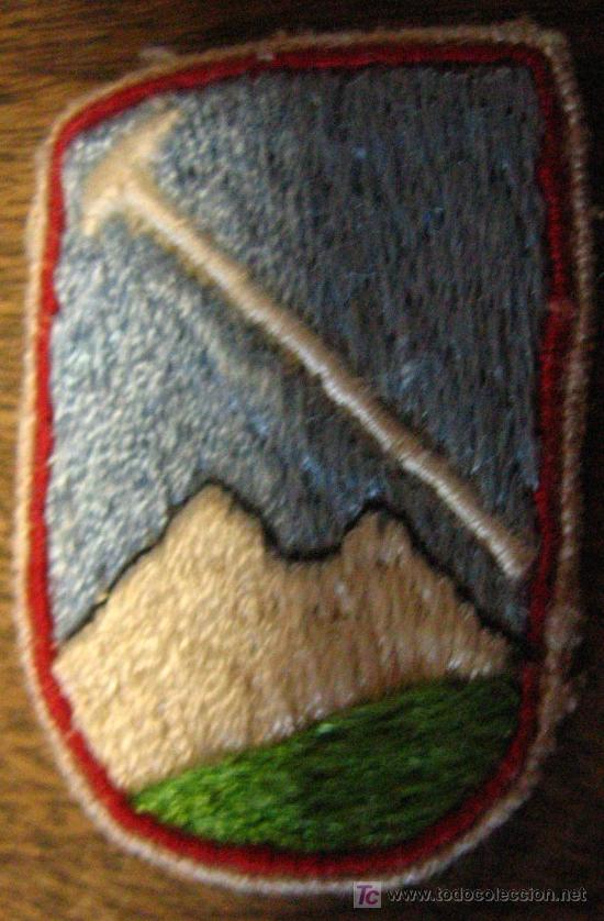 Militaria: Parche de Falange - Foto 1