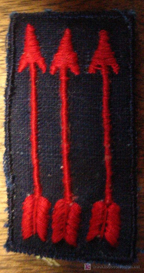Militaria: Parche de Falange - Foto 1
