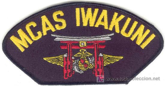 Militaria: Estados Unidos. USMC. Marines. Insignia de gorra. MCAS IWAKUNI