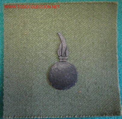Militaria: Parche de artiller&iacute;a de 5 x 5 cms - Foto 1